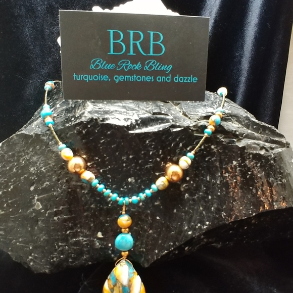 Turquoise, Spiney Oyster and Turquoise Necklace - Picture 3 of 3